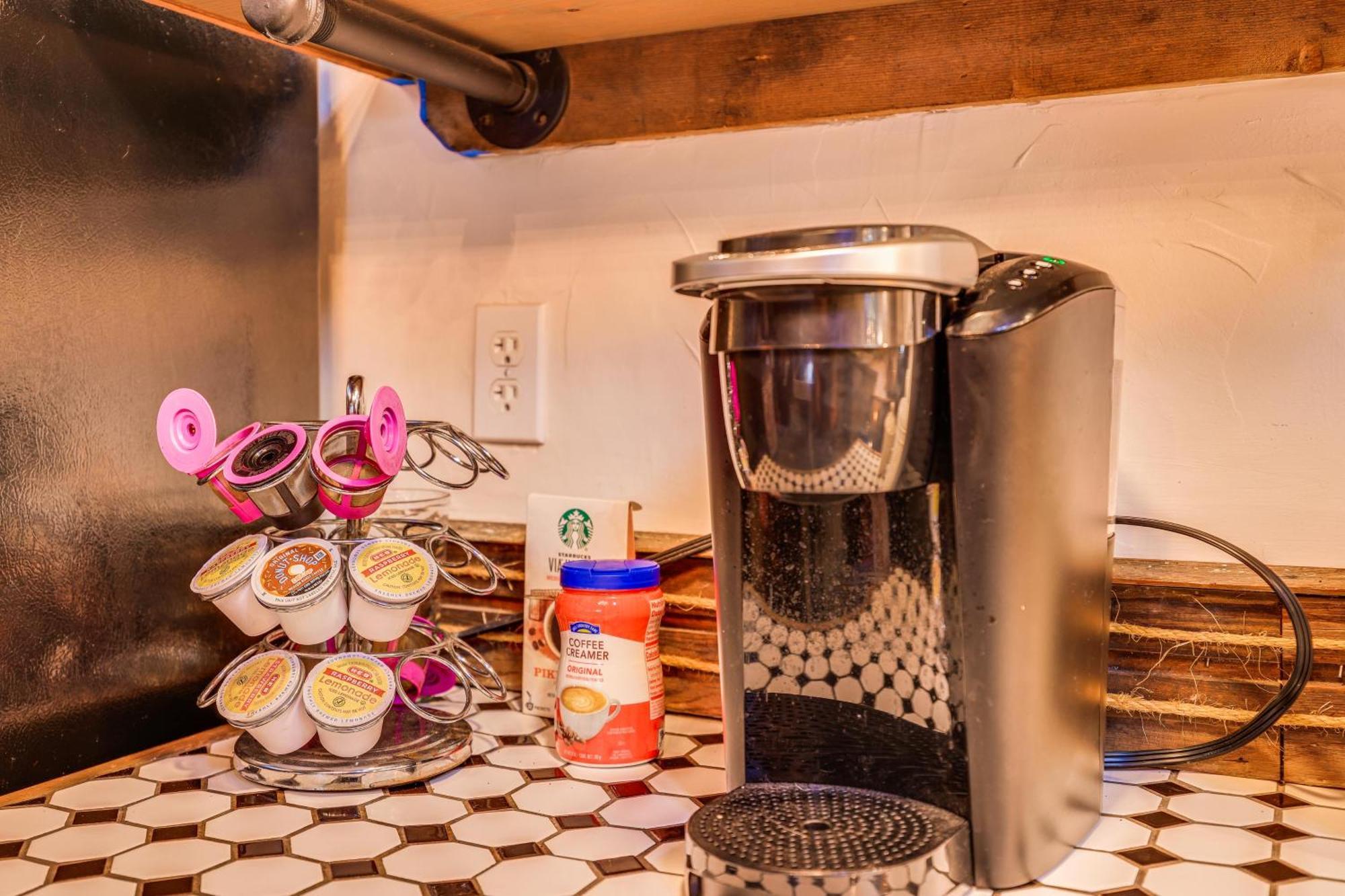 Pet-Friendly Wimberley Cabin With Fire Pit And Hot Tub Exteriör bild