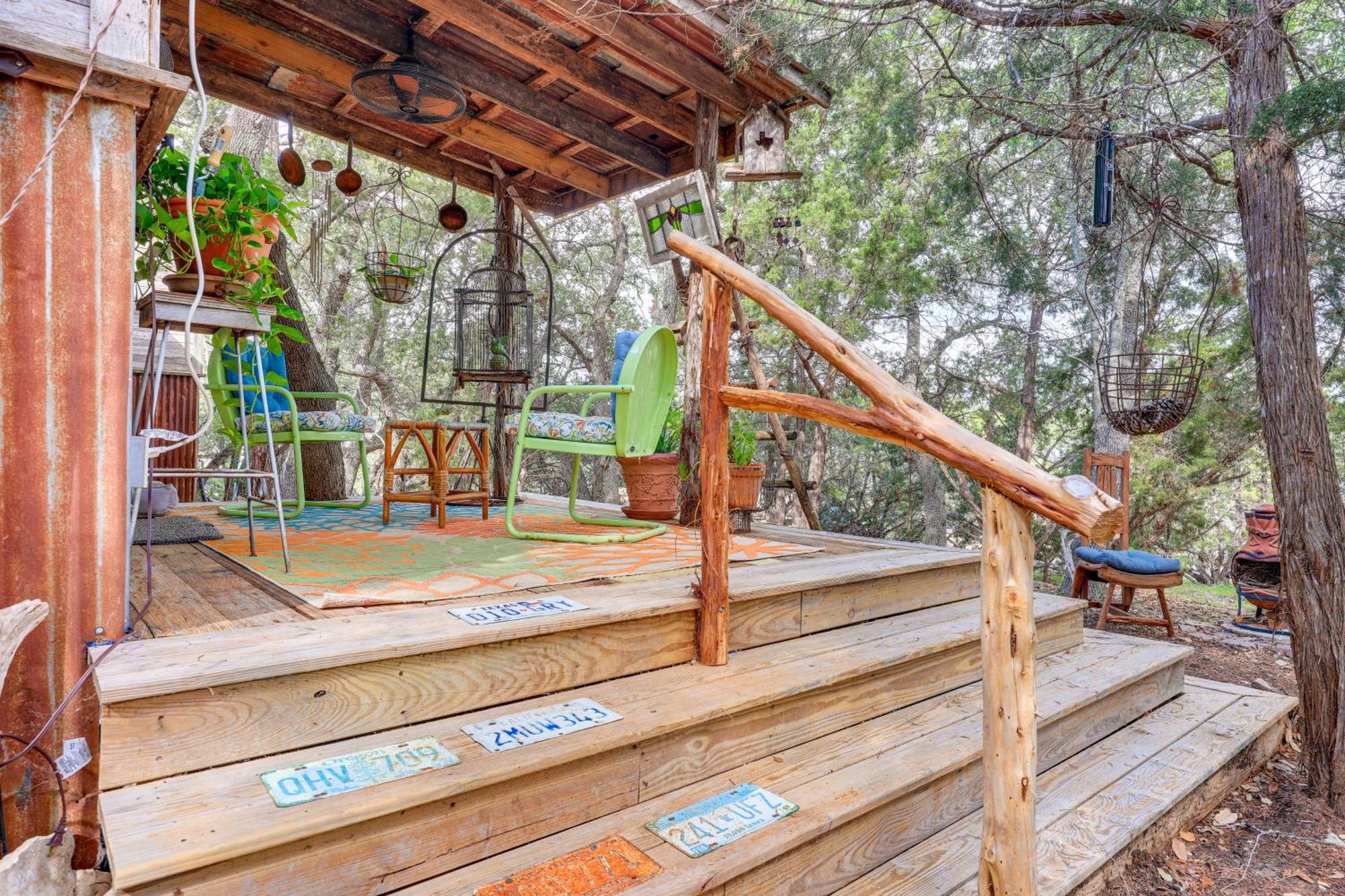 Pet-Friendly Wimberley Cabin With Fire Pit And Hot Tub Exteriör bild