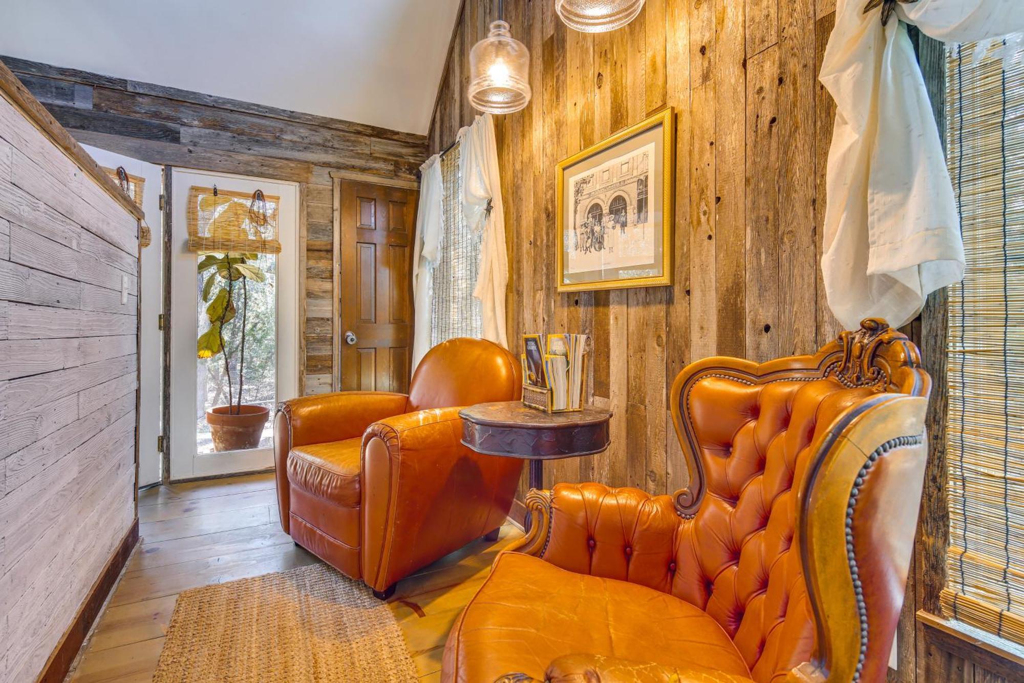 Pet-Friendly Wimberley Cabin With Fire Pit And Hot Tub Exteriör bild